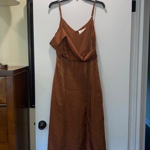 Brown dress